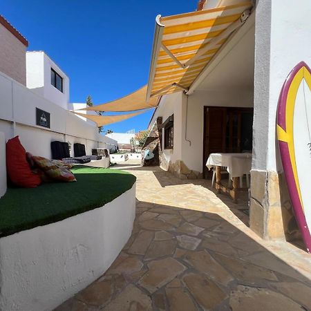 Hostel Pura Vida Surf Camp & School La Oliva Exterior foto
